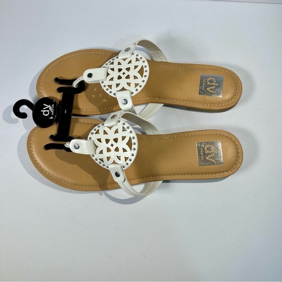Dolce Vita Shoes - New Dolce Vita Gotie white laser cut studded thong sandal, women’s size 11.